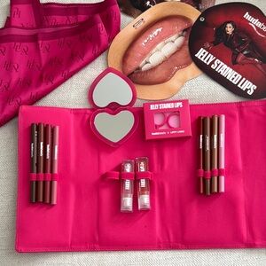 Huda Beauty Lip Set with Mirror and scarf!! 🆕